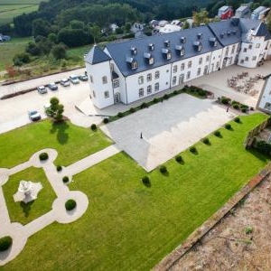 Chateau Urspelt vue aerienne Chateau Urspelt vue aerienne