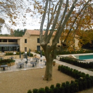 domaine de manville - baux de provence