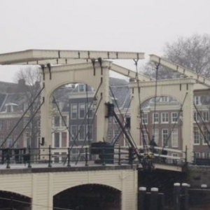 magere brug - pont maigre peint par van gogh