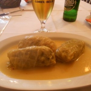 benitses paxinos lahanodolmades