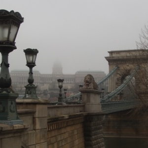 chateau et pont des chaines chateau et pont des chaines