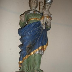 Autre petite merveille: une Vierge à l'Enfant, typique du Luxembourg