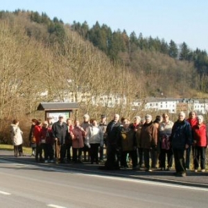 1. le groupe devant la "fenetre" sur Houffalize, a partir de la route de Liege