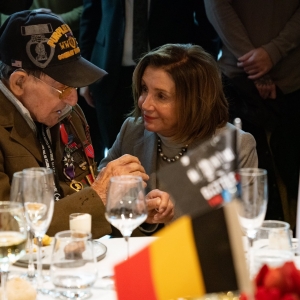 Nancy Pelosi. Bastogne. 19.12.2020. Extrait du site propre de Nancy Pelosi, présidente de la Chambre des USA.