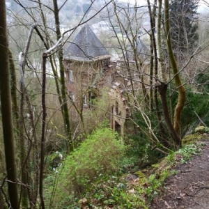 Hastière: découvrez les bords de Meuse à vélo ou à pied 