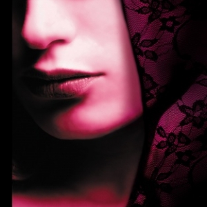 SUR TES LÈVRES - TOME 1 de JULIE KENNER, éditions Miche Lafon