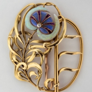 La joaillerie Wolfers Frères, dessinée et conçue par l’architecte Victor Horta au Musée du Cinquantenaire à Bruxelles.