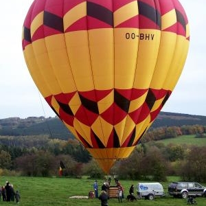 Ferme de la Montgolfière : décollage à Parfondruy