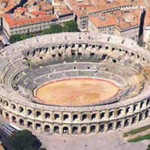 2. Nimes