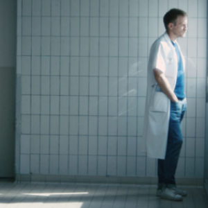 Comment supporter la mort et les maladies atroces lorsqu on les frequente au quotidien ?