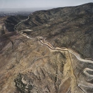 Finaliser cet odieux projet ne sera pas simple, le mur devant traverser des zones montagneuses desertiques (c) Pablo Lopez Luz