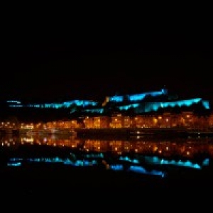  (c) "Philips Lighting"