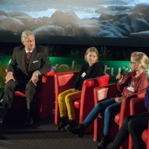 A l occasion du 25e "FINN", le Roi Philippe rencontre des enfants (c) "L Avenir"