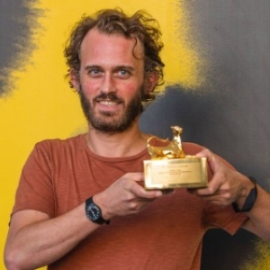 Emmanuel Marre ("D un Chateau l’Autre"), presentant son "Pardino d’Or ", a Locarno