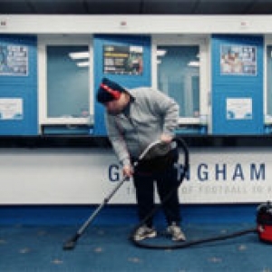 "Make Aliens Dance" (Sébastien Petretti)