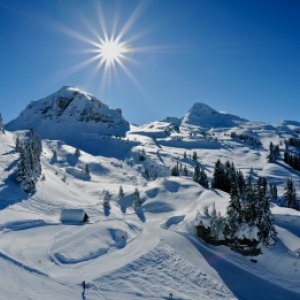 Chatel, Haute-Savoie, la station se sports d hiver invitee d honneur du "Village de Noel"