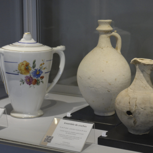 Cruches de la Col. permanente © "Musée de la Tour d'Anhaive"