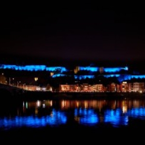  (c) "Philips Lighting"