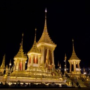 Le Crematorium Royal (c) "Bangkok Post"/Apichit JinakulI