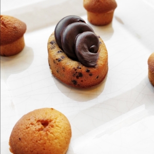 Le Financier Date de création : au Moyen-Âge Le Financier Date de création : au Moyen-Âge