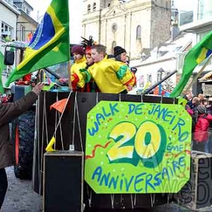 La jeunesse de Walk-3300