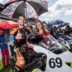 Parade des 6 Heures Moto au centre-ville de Spa