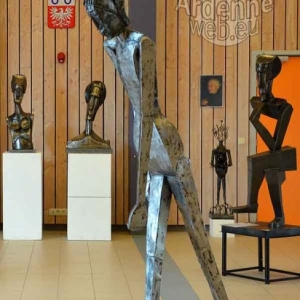 "Homme en Marche" par Jean-Marie Collet-3610