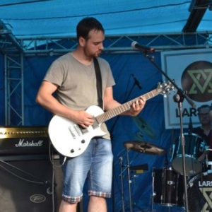 Larsenic - Bastogne-509 Larsenic - Bastogne-509