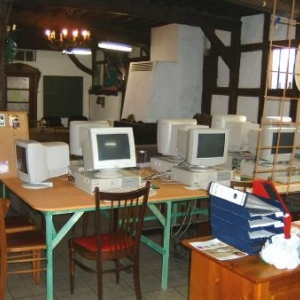 Les ateliers organises par Couleur Cafe occupent les lieux