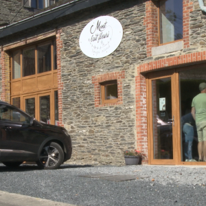 Mont lait fleuri, fromagerie artisanale en Ardenne.