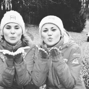 Team PINK avec Daphne VENNEMAN et Aurelie VANHOUDENHOVE 