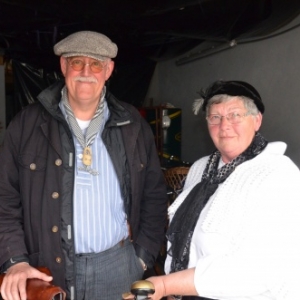 Dirk Van Luchem, le president  de l'IVCA, "International Veteran Cycle Association" et Arlette Van Hove, WAF, "Wondelgemse Antieke Fietsen"