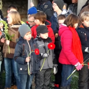 Le groupe des 84 enfants des ecoles de la Ville