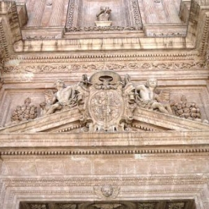 AW 020 004 Almeria : detail d un des portails de la cathedrale - forteresse