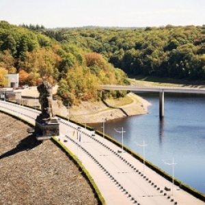 Vue du barrage ( photo : L' Avenir )