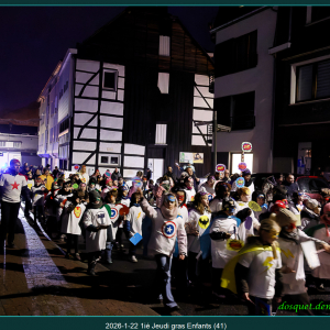 1er jeudi gras : sortie des enfants ( photo : D. Dosquet )