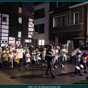 1er jeudi gras : sortie des enfants ( photo : D. Dosquet )