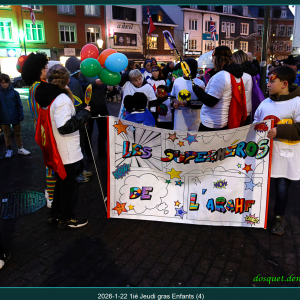 1er jeudi gras : sortie des enfants ( photo : D. Dosquet )