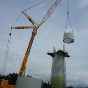 WAIMES            La construction  des éoliennes de Chivemont a débuté.