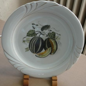 Jacqueline  BLANJEAN  Stavelot  ( peinture sur porcelaine et faience )  080 / 86 33 53