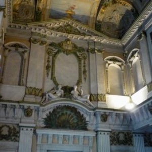 Le hall d'entree qui resterait a disposition de la Ville Le hall d'entree qui resterait a disposition de la Ville