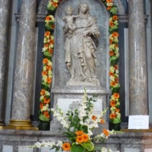 La Cathedrale embellie par la delegation de Tirlemont - Tienen