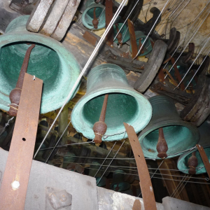Des cloches du carillon de la cathédrale de Malmedy ( photo F. Detry )