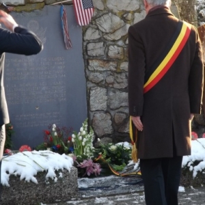 Le Gouverneur de la Province de Liege depose sa gerbe