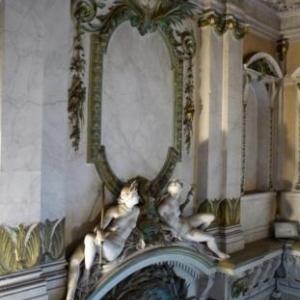 Le hall d'entree qui resterait a disposition de la Ville Le hall d'entree qui resterait a disposition de la Ville