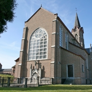 Arriere de l'eglise de Remersdael