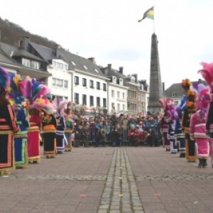 La danse de la Haguete ( dimanche 13 h )