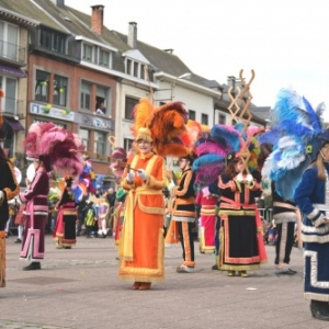 La danse de la Haguete ( dimanche 13 h )