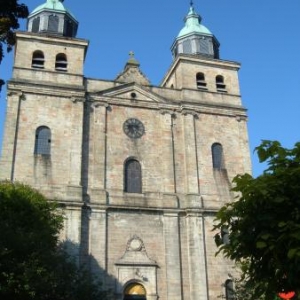 La Cathedrale, rescapee des bombardements de decembre 1944