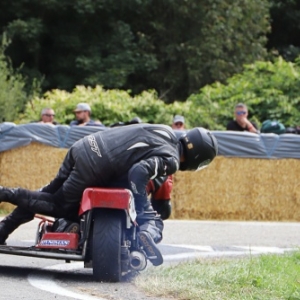 Des singes sur le circuit de Gedinne !